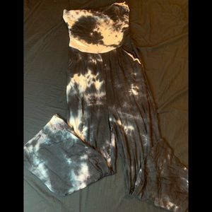 Strapless romper. Tie die black and white. Sz S.